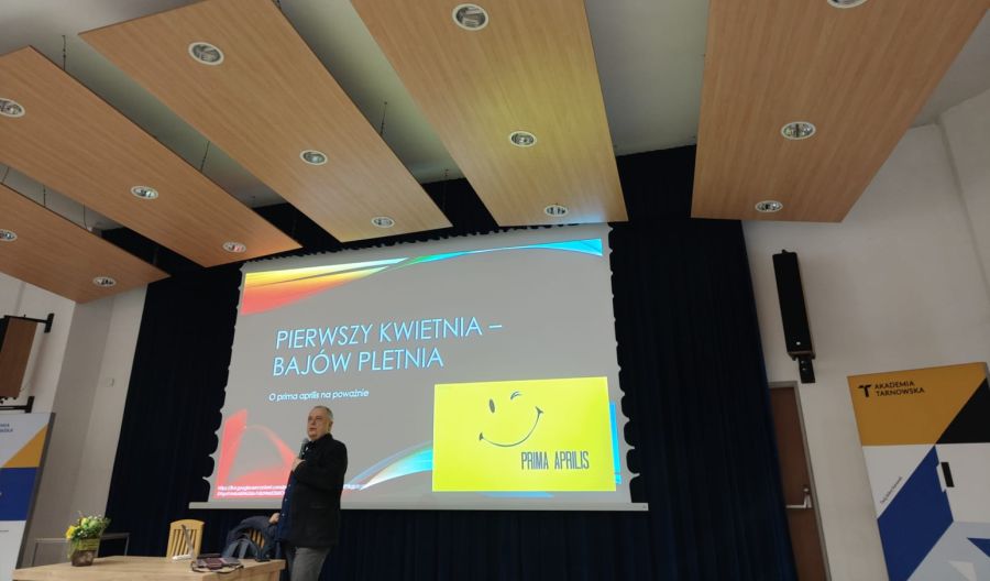 „1 kwietnia – slajdów plentia”. Prima aprilis na poważnie
