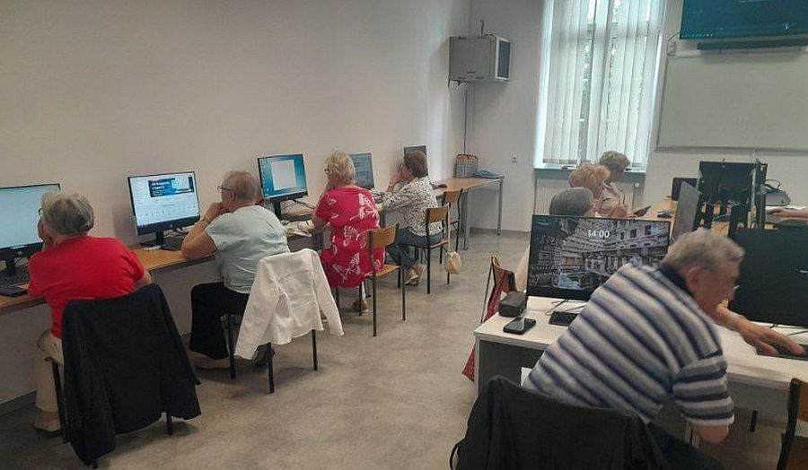 Cyfrowa edukacja seniorów